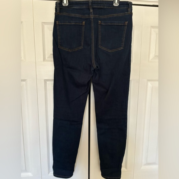 Dark rinse Skinny jeans sz 8 - Picture 3 of 3